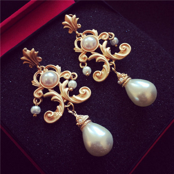 Wholesale Palace Pearl Earrings Vintage Baroque JDC-ES-PREMNT001