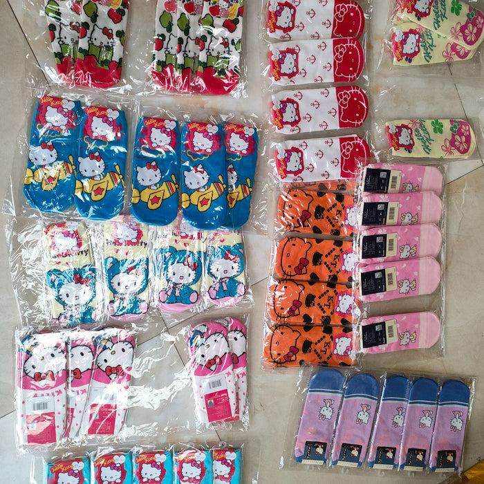 Wholesale Random 100pcs Cartoon Cotton Socks JDC-SK-GFeng001