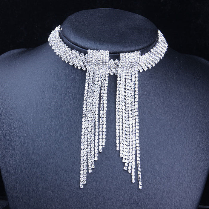 Wholesale Claw Chain Rhinestone Necklace Tassel Earrings Set  JDC-ES-Xins006