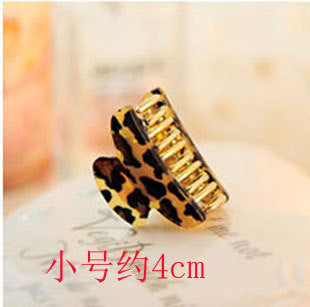 Wholesale Leopard Print Grab Clip Hair Clip Acrylic Butterfly Clip JDC-HC-D106