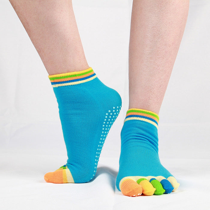 Wholesale Split Toe Yoga Socks Dispensing Breathable Sweat Socks JDC-SK-ZHeng002