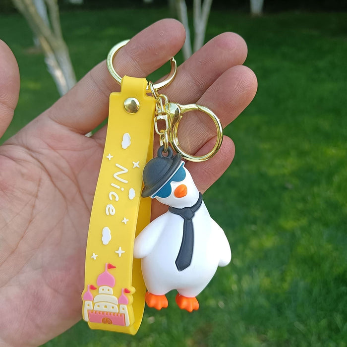 Wholesale creative funny crooked duck key chain cartoon couple MOQ≥3 JDC-KC-YChaang006