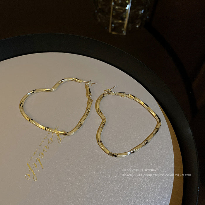 Jewelry WholesaleWholesale s925 Silver Needle Heart Alloy Big Earrings JDC-ES-HanK018 Earrings 韩蔻 %variant_option1% %variant_option2% %variant_option3%  Factory Price JoyasDeChina Joyas De China