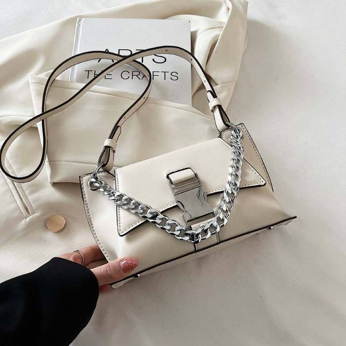 Jewelry WholesaleWholesale thick chain single shoulder Pu small square bag JDC-SD-DLFE001 Keychains 迪弗洛恩 %variant_option1% %variant_option2% %variant_option3%  Factory Price JoyasDeChina Joyas De China