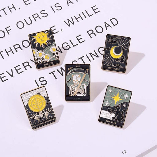 Jewelry WholesaleWholesale Alloy Creative Punk Tarot Series Paint Badge JDC-BC-ZhuoB005 Brooches 卓博 %variant_option1% %variant_option2% %variant_option3%  Factory Price JoyasDeChina Joyas De China