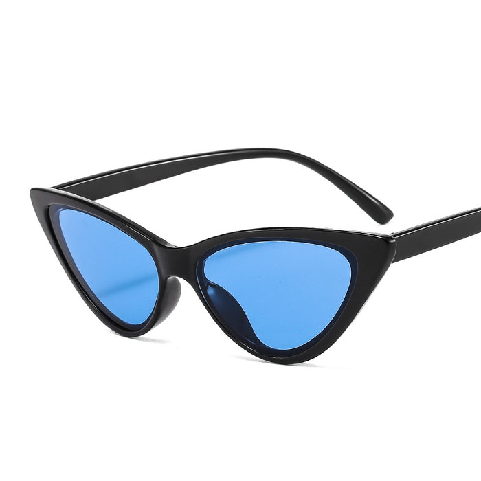 Wholesale Sunglasses PC Retro Small Frame Triangle Cat Eye JDC-SG-OuT032