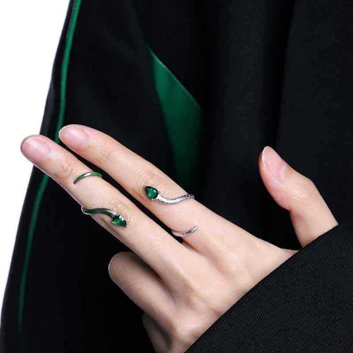 Wholesale Rings Alloy Slytherin Green Snake Knuckle Ring MOQ≥2 JDC-RS-TangX002