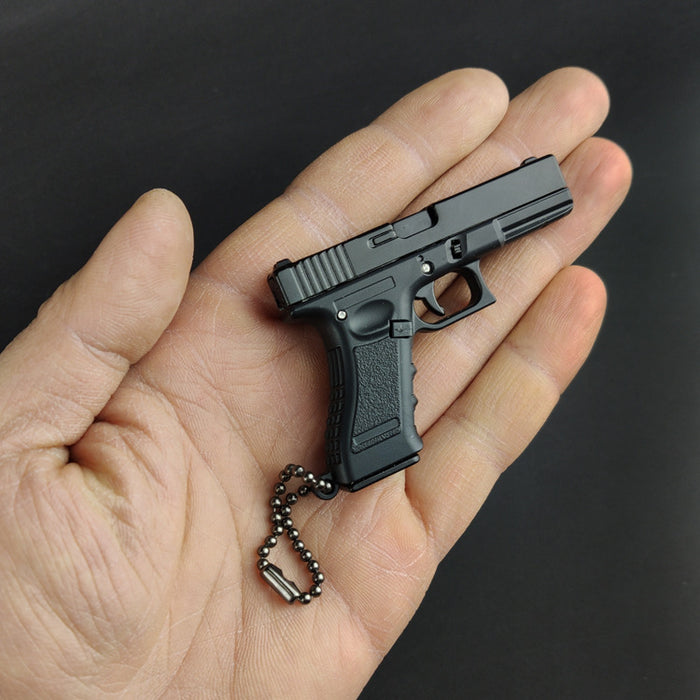 Wholesale Keychains For Backpacks Alloy Plastic Gun Model Keychain JDC-KC-YaZ002