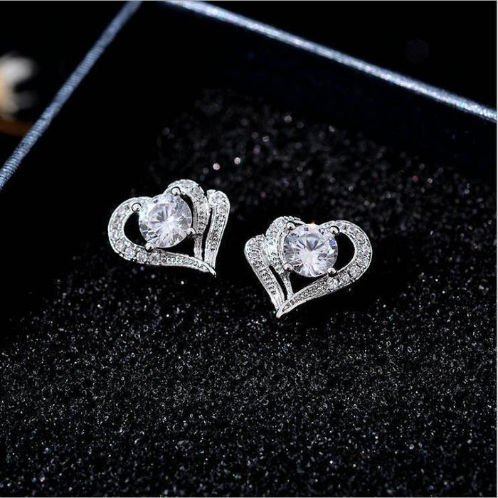 Wholesale 925 Silver Needle Heart Shape Simple Temperament Love Earrings JDC-ES-JYS011