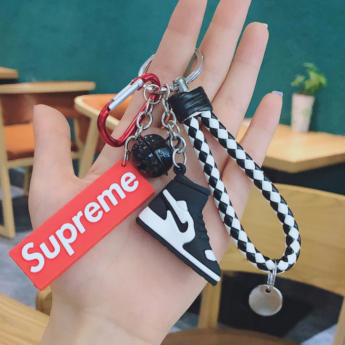 Wholesale PVC Metal Personality Sneakers Keychain (M) MOQ≥2 JDC-KC-ZWu003