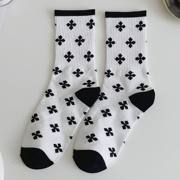 Wholesale black and white socks women's socks for spring and summer outer wear (F) JDC-SK-CYu005