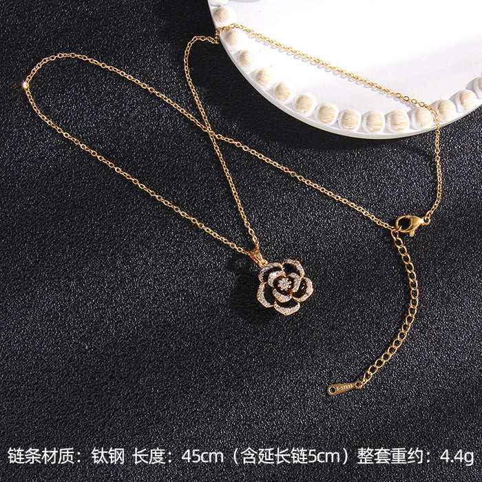 Jewelry WholesaleWholesale Zircon Copper Titanium Steel Clover Necklace (F) JDC-NE-RongS005 Necklaces 荣硕 %variant_option1% %variant_option2% %variant_option3%  Factory Price JoyasDeChina Joyas De China