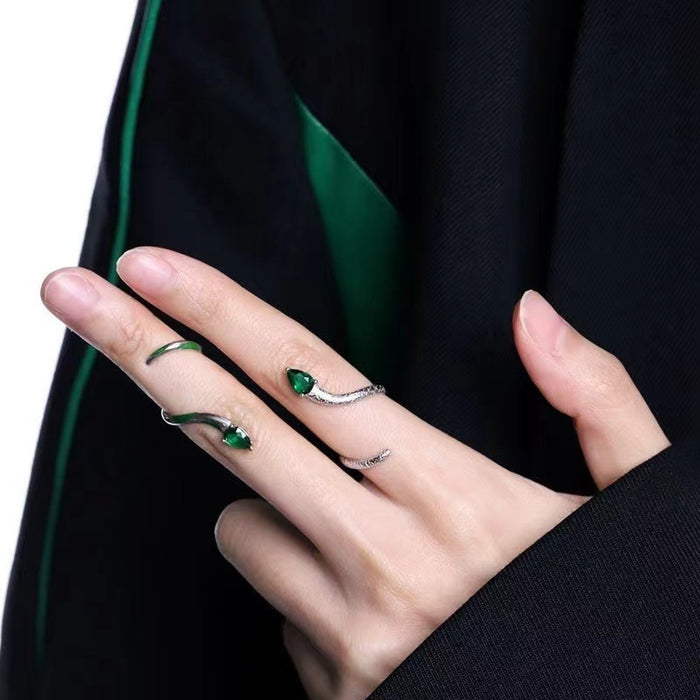 Wholesale Rings Alloy Slytherin Green Snake Knuckle Rings MOQ≥2 JDC-RS-JunZ002