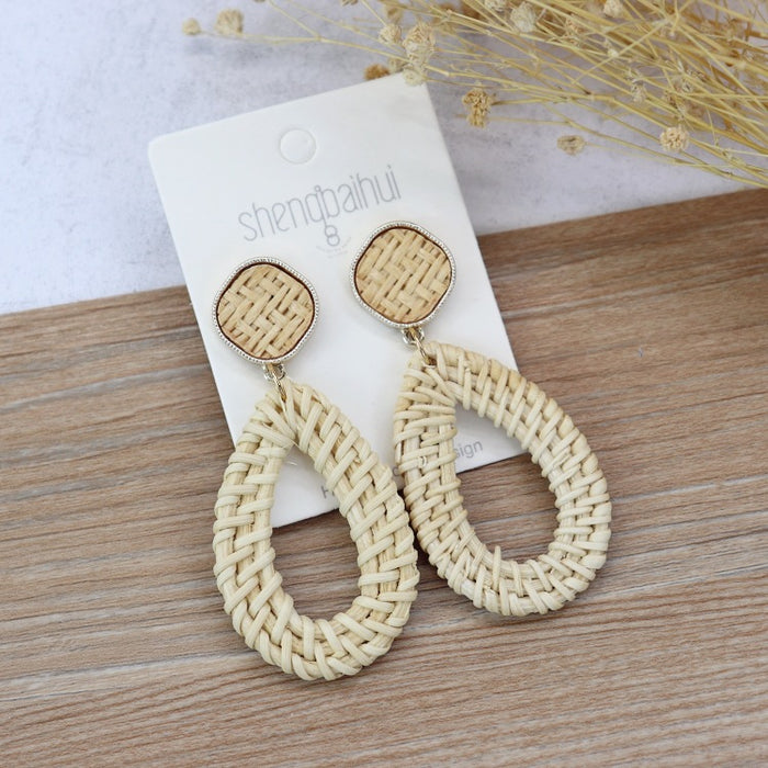 Wholesale Handmade Rattan Woven Stud Earrings Bohemian Beach Vacation Style JDC-ES-Luox004