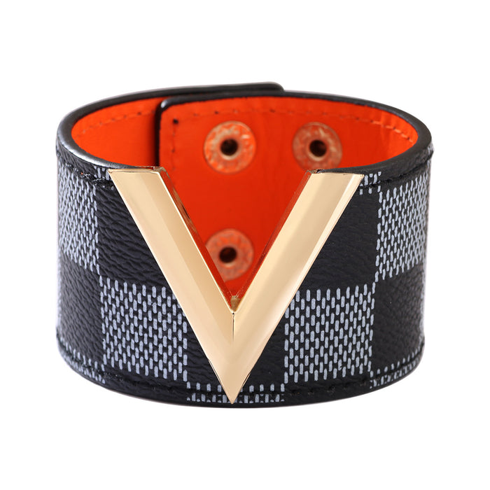 Wholesale Bracelet Large Wide Leather V-shaped Plaid Bracelet PU Leather Jewelry (F) JDC-BT-QiN005