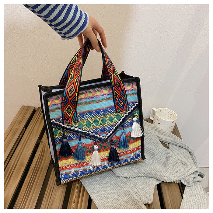 Wholesale Handbags Fabric Ethnic Style Personalized Tassel Large Capacity JDC-HB-Danze001