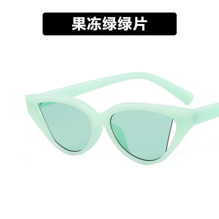 Wholesale Small Frame Notched Cat Eye Sunglasses JDC-SG-PLS070