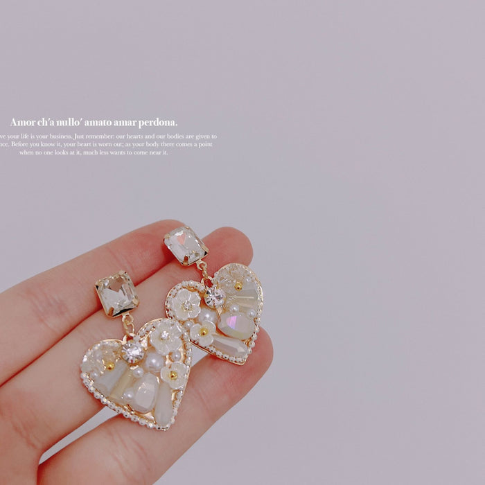 Wholesale Shell Flower Pearl Crystal Silver Needle Heart Alloy Earrings JDC-ES-Qiant011