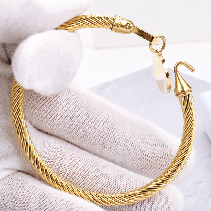 Jewelry WholesaleWholesale braided wire rope horseshoe clasp stainless steel bracelet JDC-BT-QianC001 Bracelet 千彩 %variant_option1% %variant_option2% %variant_option3%  Factory Price JoyasDeChina Joyas De China