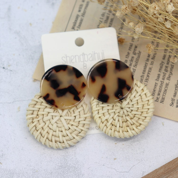 Wholesale Handmade Rattan Woven Stud Earrings Bohemian Beach Vacation Style JDC-ES-Luox004