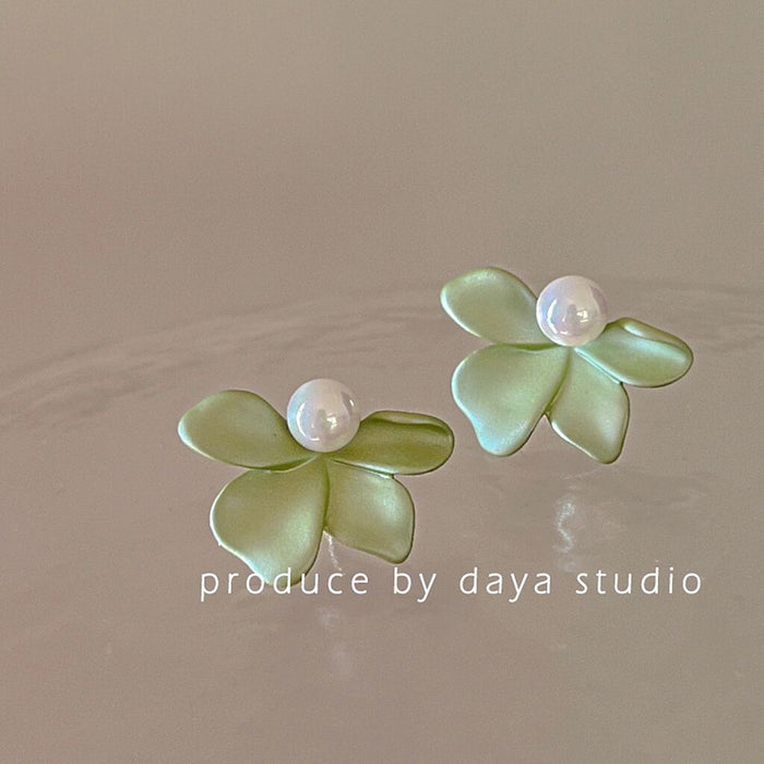 Wholesale s925 silver needle petal pearl stud earrings JDC-ES-Dengy012