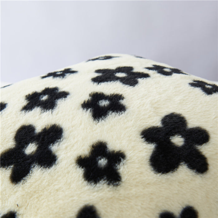 Wholesale Pillowcase Black And White Flower Double Sided Plush Overlock JDC-PW-Xuai005