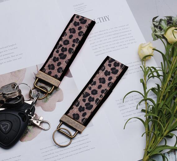 Wholesale Leopard Print Lanyard  Keychain MOQ≥5 JDC-KC-DME001