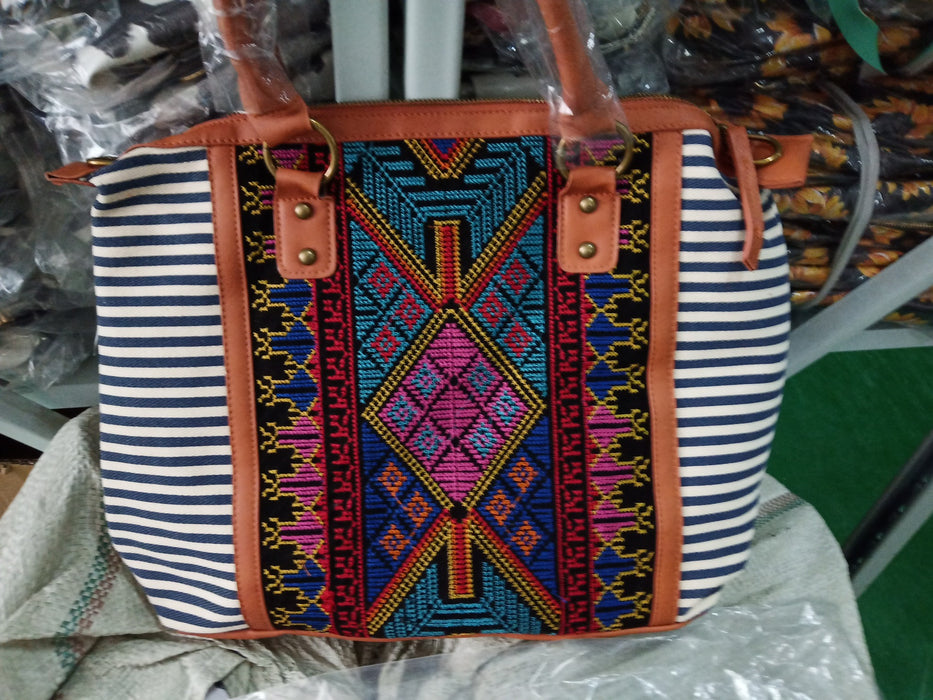 Wholesale Shoulder Bag Canvas Embroidered Travel Bag MOQ≥3 JDC-SD-HMLD001