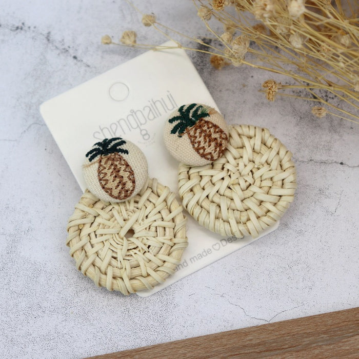 Wholesale Handmade Rattan Woven Stud Earrings Bohemian Beach Vacation Style JDC-ES-Luox004