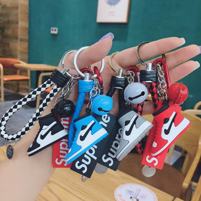 Wholesale PVC Metal Personality Sneakers Keychain (M) MOQ≥2 JDC-KC-ZWu003