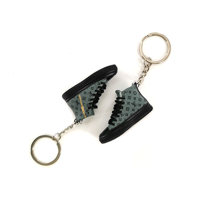 Wholesale Keychain Vinyl Hollow Stereo Shoe Mould Keychain (F) JDC-KC-YTai012