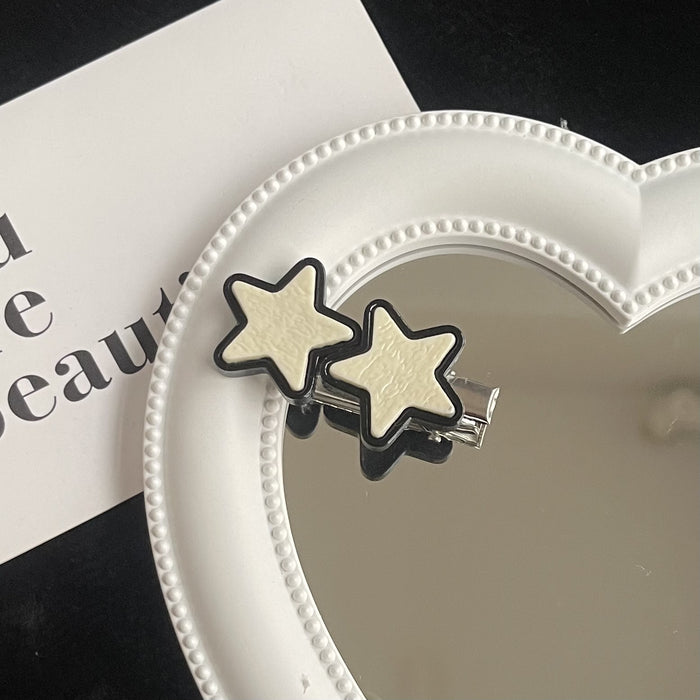 Wholesale Hair Clips Plastic Cute Black and White Stars JDC-HC-ZhiX011