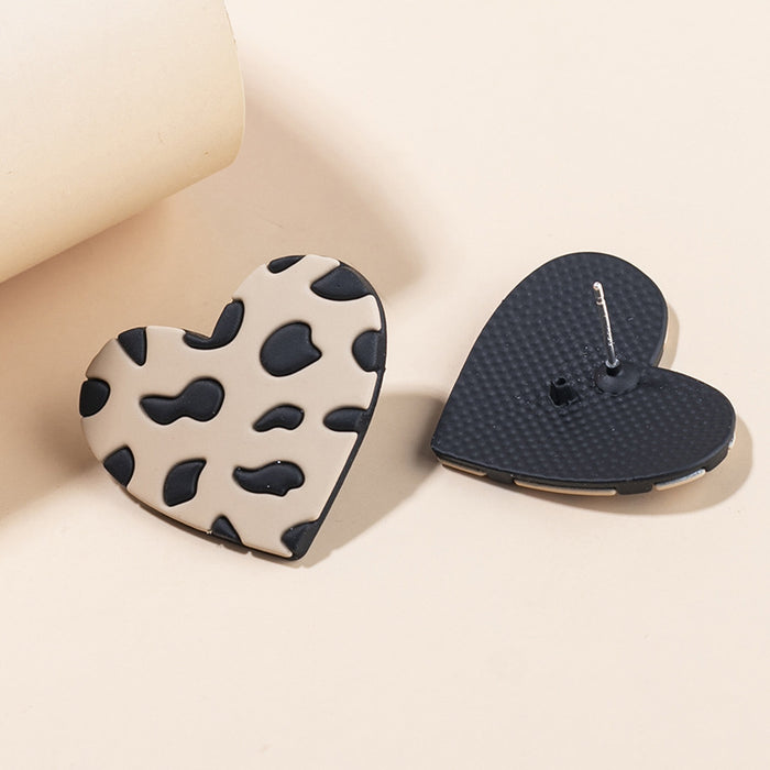 Wholesale Leopard Print Love Metal Stud Earrings Silver Pin MOQ≥3 JDC-ES-XLH014