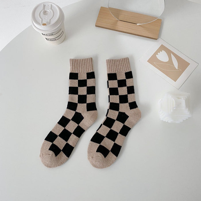 Wholesale Socks Wool Mid-Cylinder Warmth Thickened Checkered JDC-SK-ChangShen004