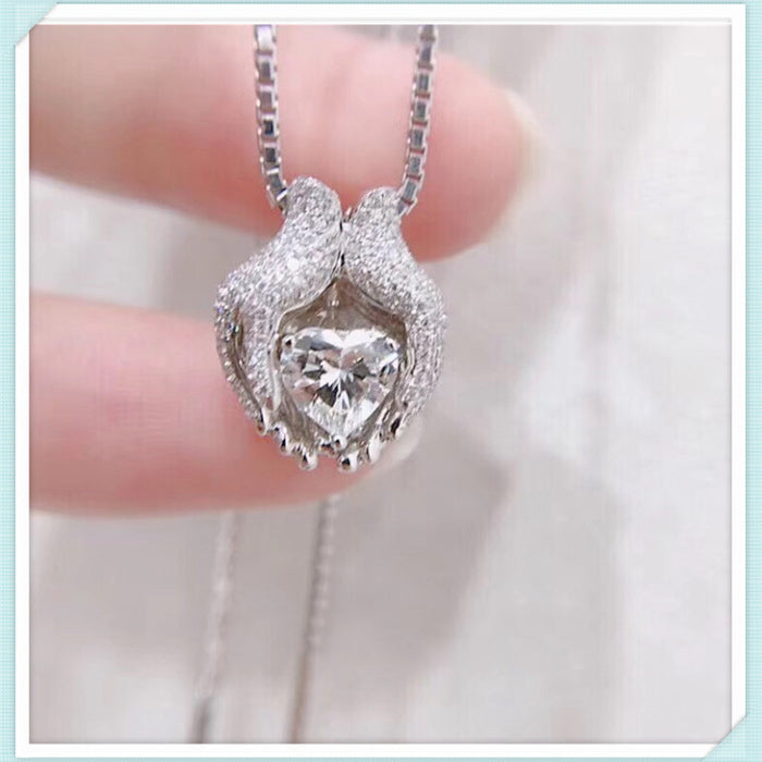 Wholesale Accessories Set Micro Zircon Hand Holding Heart Necklace  MOQ≥2 JDC-NE-CaoS041