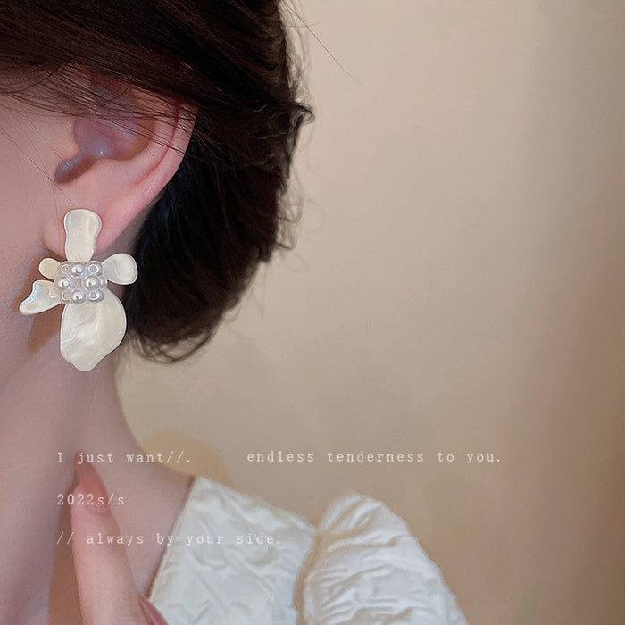 Jewelry WholesaleWholesale Pearl Flower Acrylic Earrings JDC-ES-Fengm071 Earrings 丰美 %variant_option1% %variant_option2% %variant_option3%  Factory Price JoyasDeChina Joyas De China