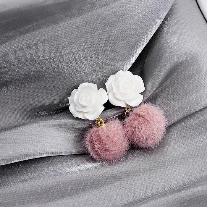 Jewelry WholesaleWholesale Silver Needle Alloy Plush Rose Flower Hair Ball Earrings JDC-ES-GSMDD026 Earrings 萌豆豆 %variant_option1% %variant_option2% %variant_option3%  Factory Price JoyasDeChina Joyas De China