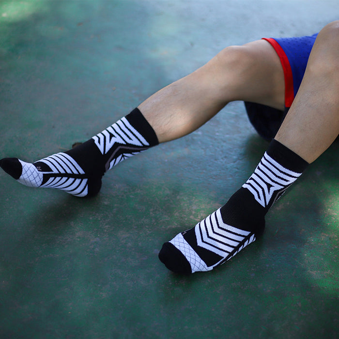 Wholesale Socks Nylon Breathable Sports Men's Mid-tube Socks MOQ≥3 JDC-SK-ChenXi002