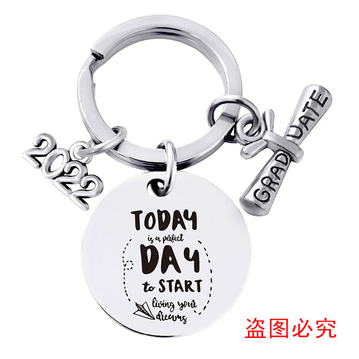 Jewelry WholesaleWholesale Stainless Steel Round Graduation Season Gift Metal Keychain JDC-KC-GangGu001 Keychains 钢古 %variant_option1% %variant_option2% %variant_option3%  Factory Price JoyasDeChina Joyas De China