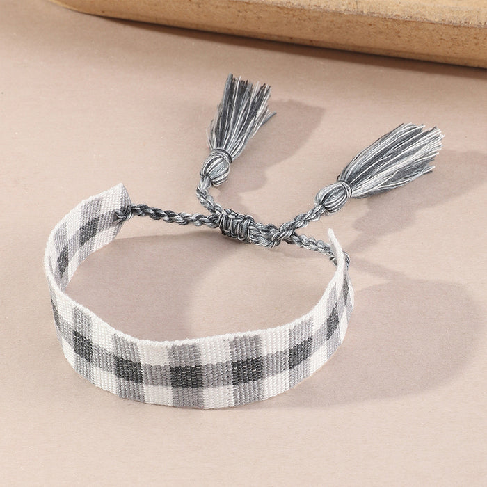 Jewelry WholesaleWholesale Fashion Black and White Plaid Tassel Braided Bracelet JDC-BT-NZ049 Bracelet 奈珠 %variant_option1% %variant_option2% %variant_option3%  Factory Price JoyasDeChina Joyas De China