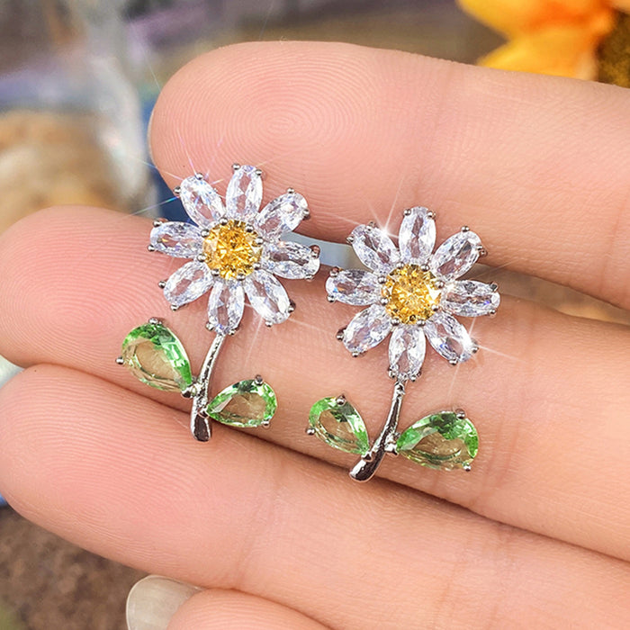 Wholesale Earrings Copper Zircon Daisy MOQ≥2 JDC-PREMCAOS-ES-017