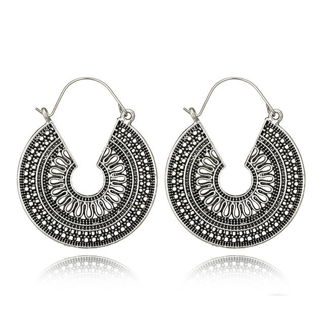 Wholesale hollow pattern ethnic style personality mandala flower earrings JDC-ES-Tjie001