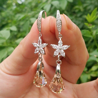 Wholesale Earrings Artificial Crystal Micro Setting Zircon Super Flashing Diamonds JDC-ES-FanMeng004