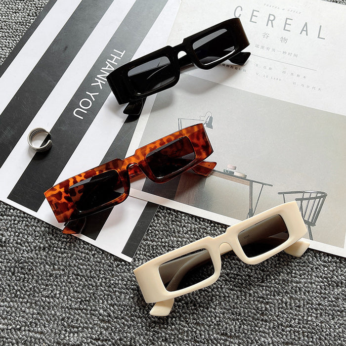 Wholesale AC Lens Small Frame Square Sunglasses JDC-SG-DeL004