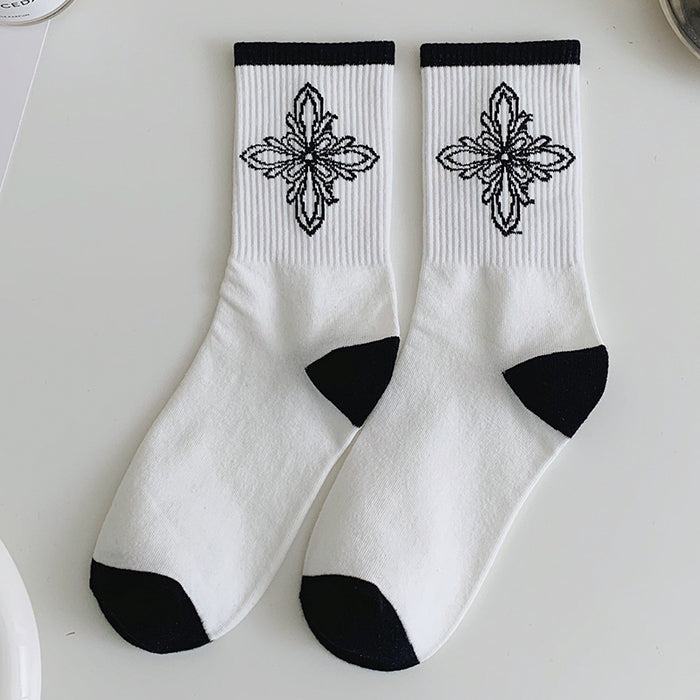 Wholesale black and white socks women's socks for spring and summer outer wear (F) JDC-SK-CYu005