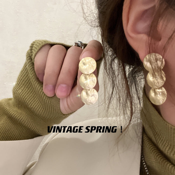 Wholesale Retro Geometric Round Metal Wind Stud Earrings JDC-ES-Lfm018