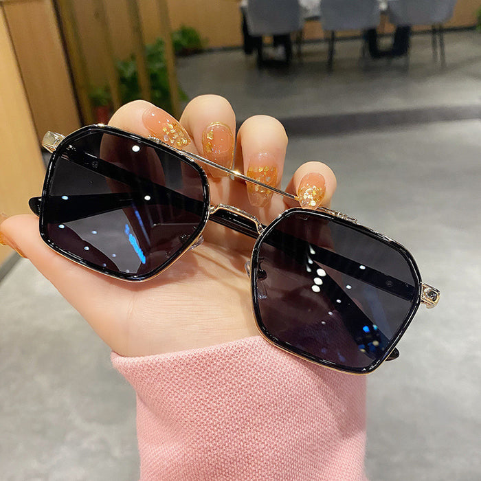 Wholesale Sunglasses resin UV protection JDC-SG-QingTan006