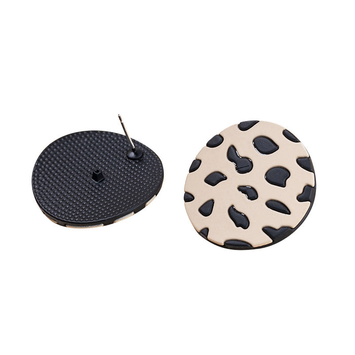 Wholesale Leopard Print Love Metal Stud Earrings Silver Pin MOQ≥3 JDC-ES-XLH014