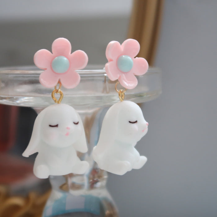 Wholesale 925 Silver Needle Cute Eating Radish Rabbit Resin Earrings JDC-ES-XNWE007