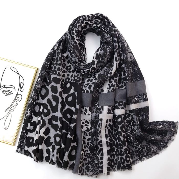 Wholesale Scarf Polyester Cotton Leopard Colorblock Print Shawl JDC-SF-XJY001